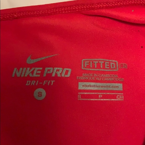 Nike pro dri-fit top - Picture 3 of 3